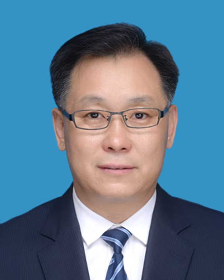 胡生毓