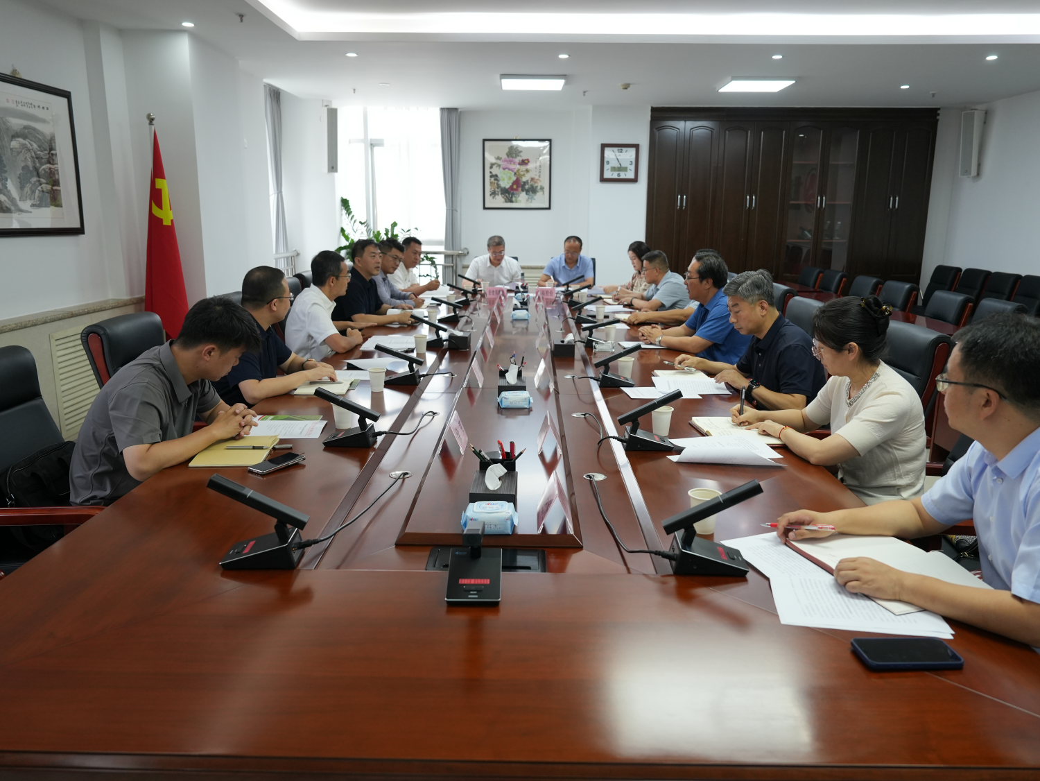 甘肃农垦集团与京东集团座谈交流